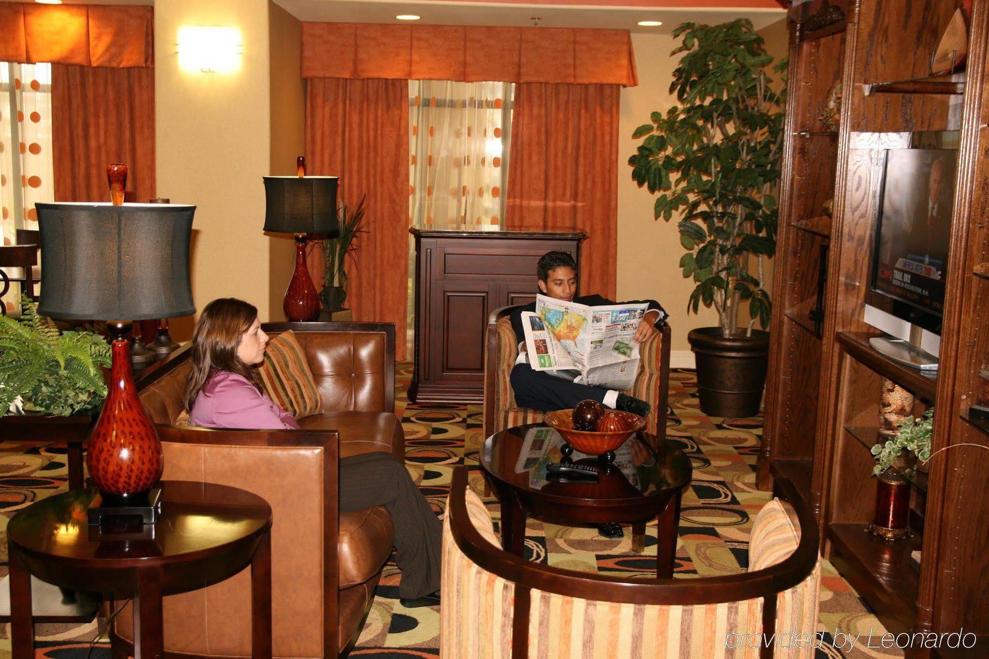Hampton Inn Baton Rouge - Денем Спрингс Номер фото